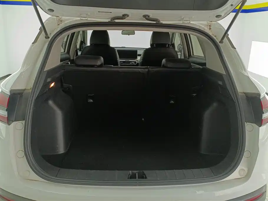 GEELY AUTOMOBILE BINYUE