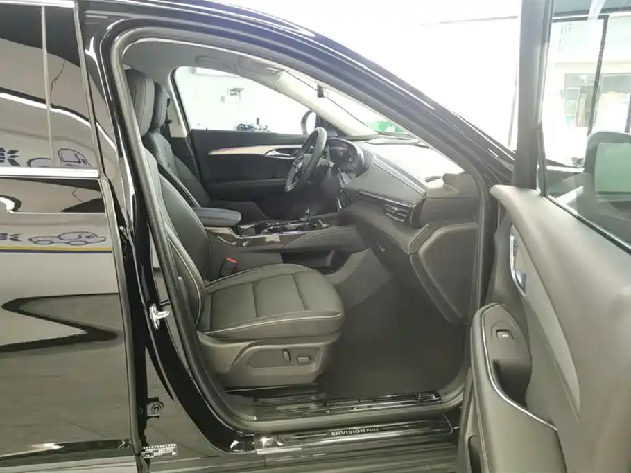 Buick Envision Plus Plus 2025 Plus 28T Platinum