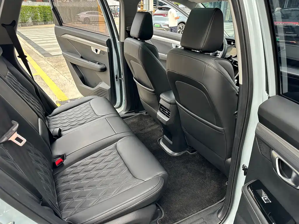 Wuling Xingchen — миниатюра 8