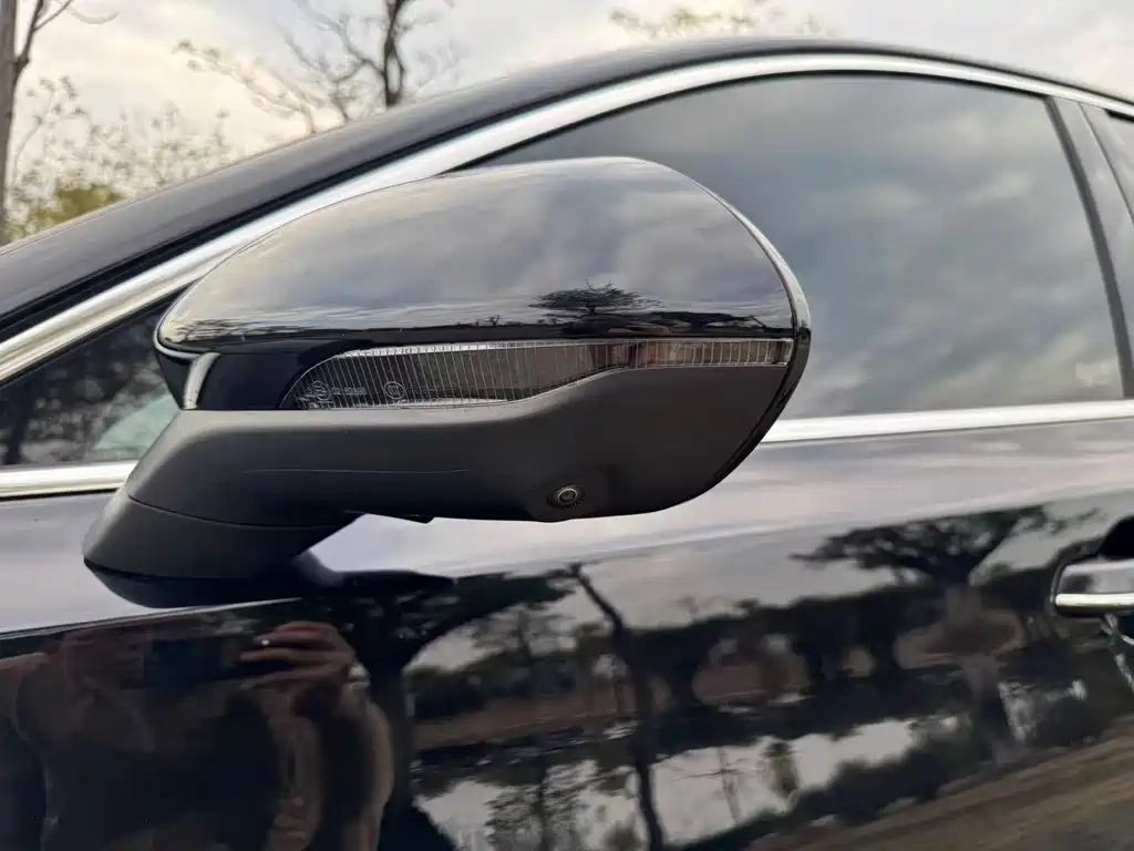 Hongqi Hongqi H5 — миниатюра 25