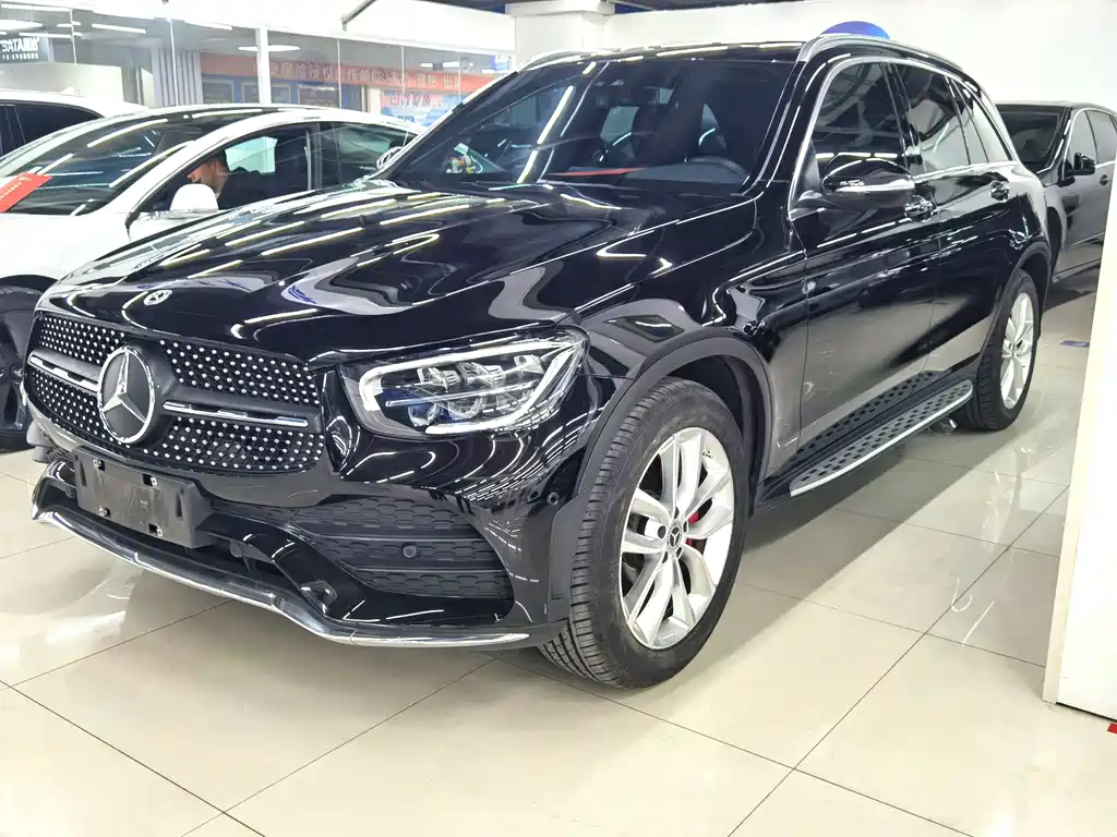 MERCEDES-BENZ GLC