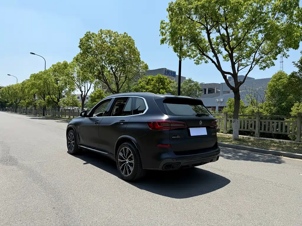 BMW X5 2021 xDrive40i M Sport