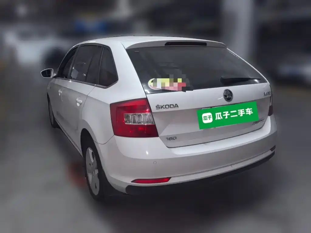 Skoda Rapid Spaceback — миниатюра 24