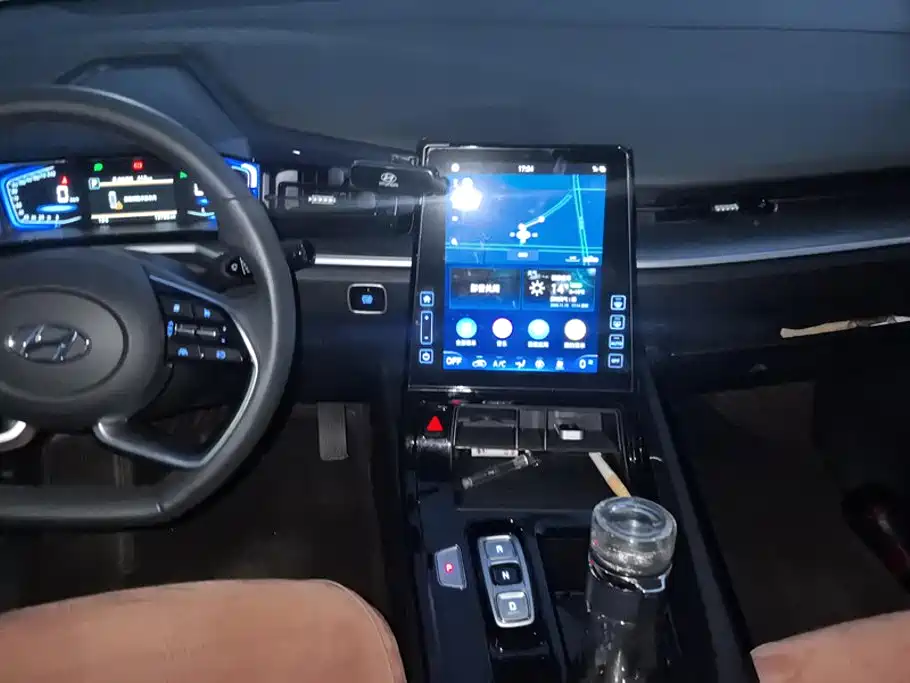Hyundai Custo — миниатюра 13