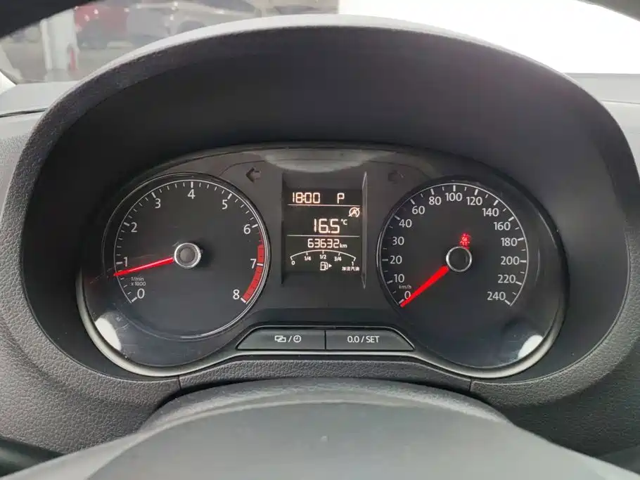 Volkswagen Polo — миниатюра 14