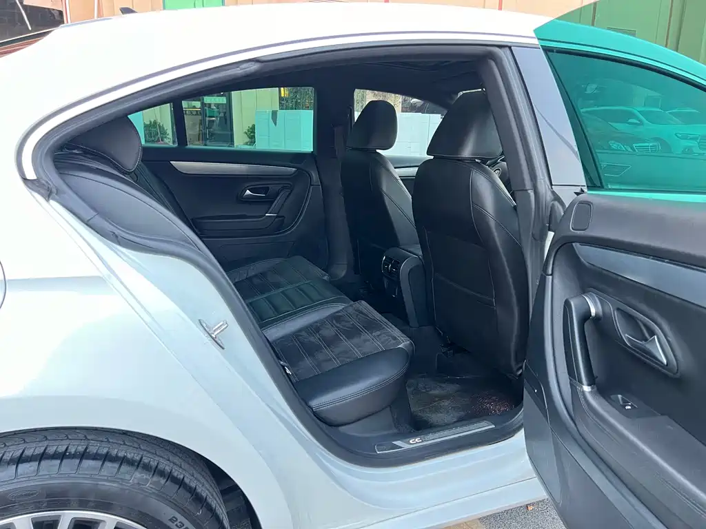 Volkswagen CC — миниатюра 13