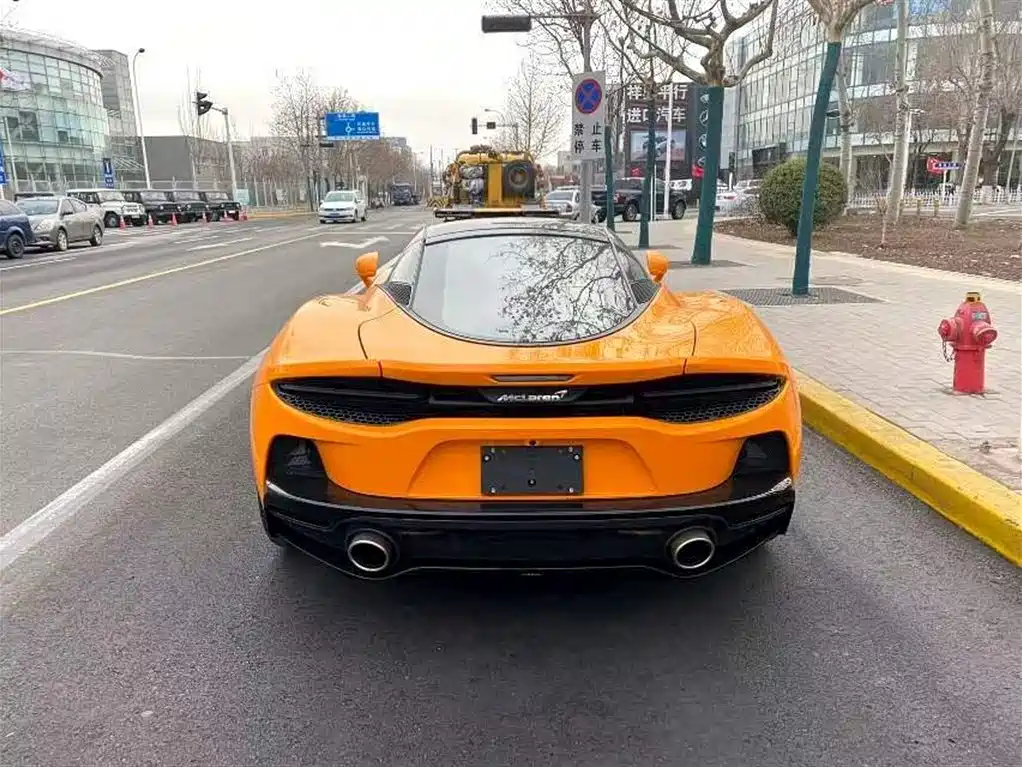 MCLAREN  GT