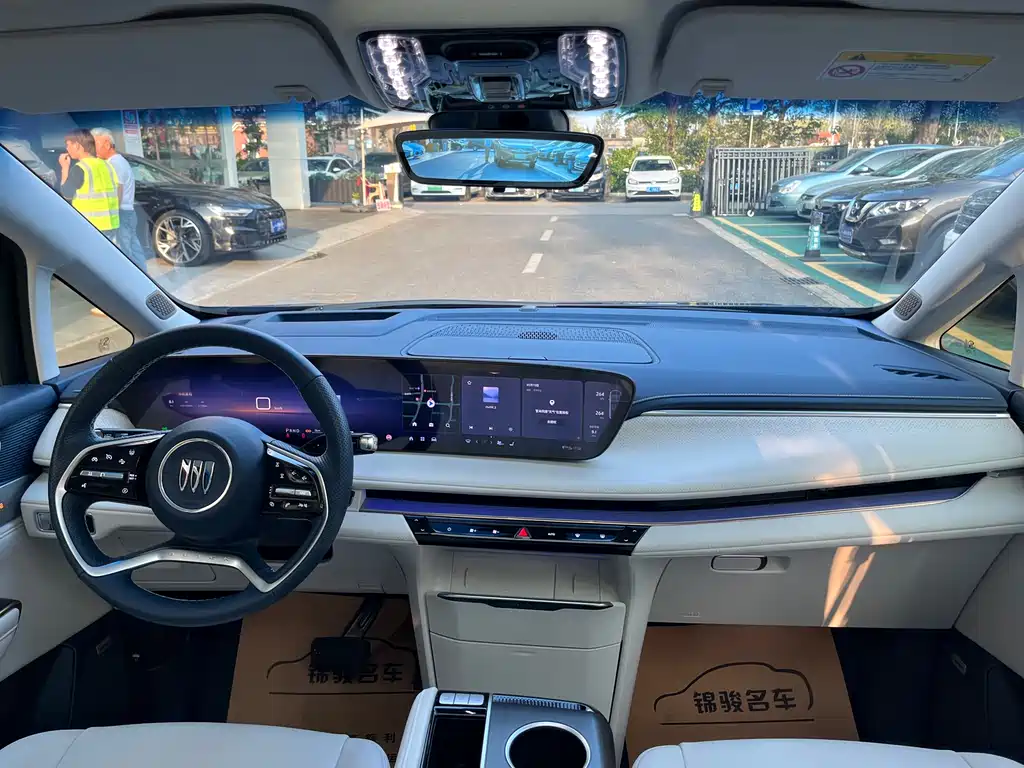 BUICK GL8 NEW ENERGY