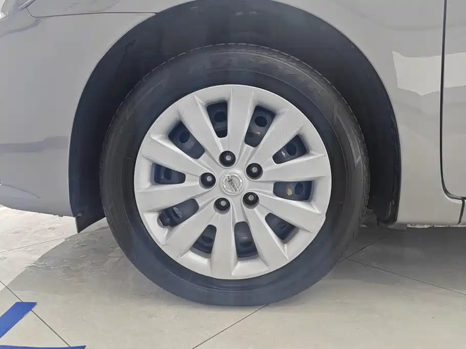 Nissan Sylphy — миниатюра 6