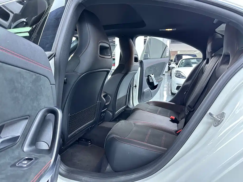 Mercedes-Benz CLA (Import) — миниатюра 10
