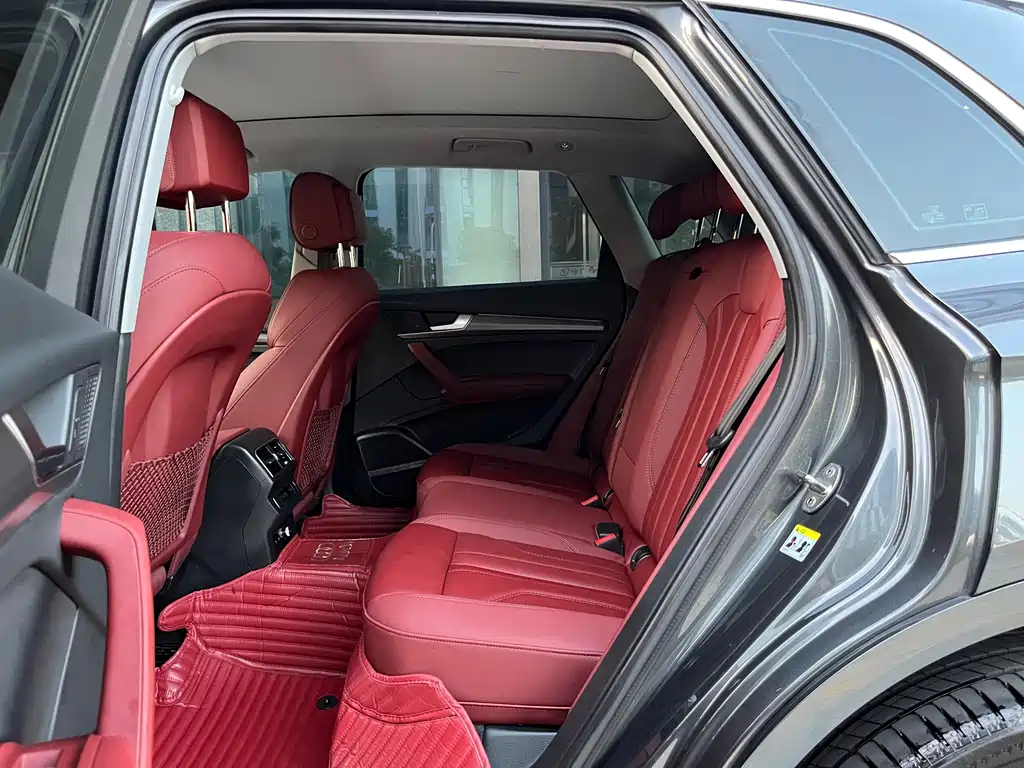 Audi Q5L — миниатюра 9