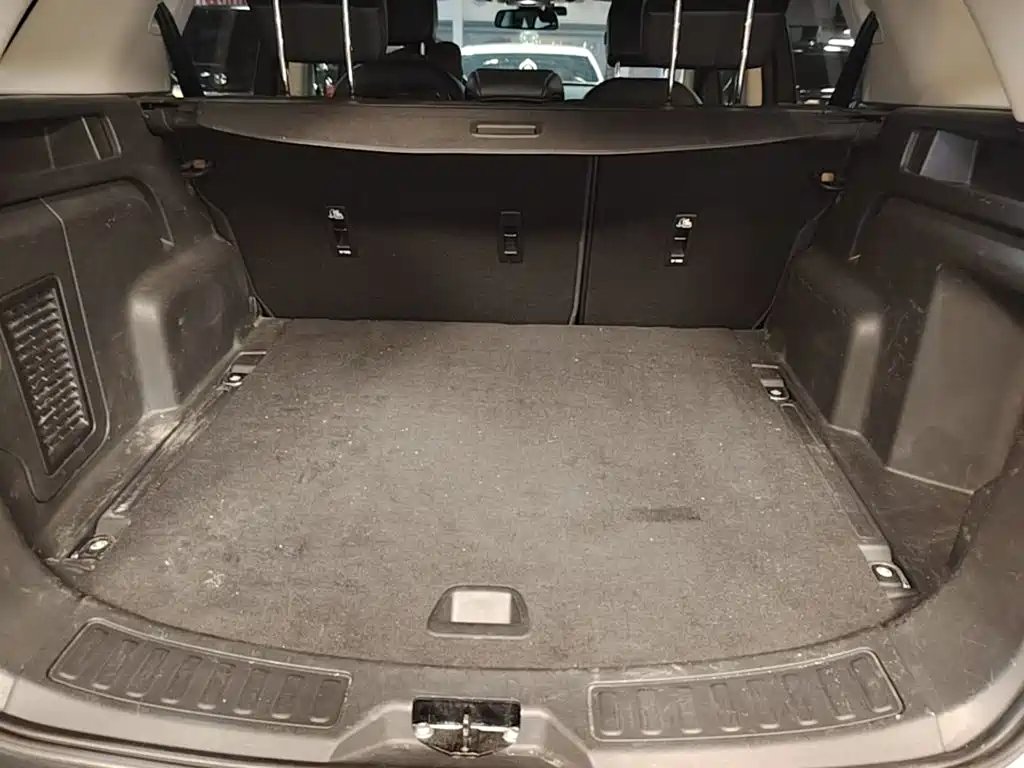 Land Rover Discovery Sport — миниатюра 19