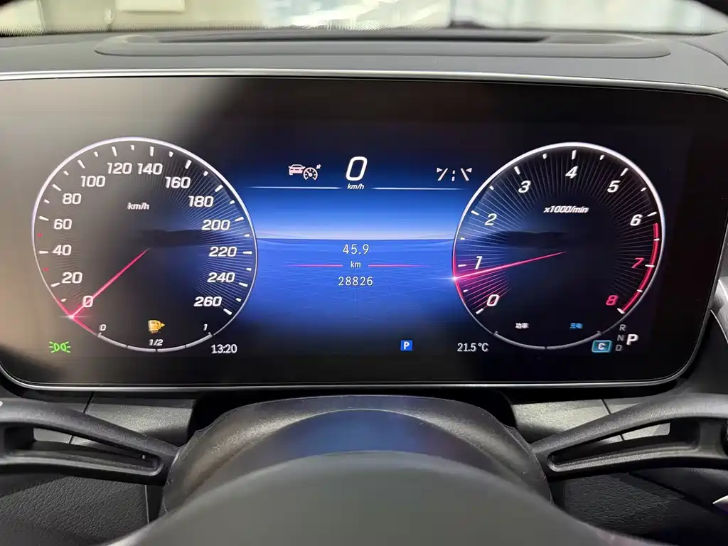 Mercedes-Benz GLC 2024 GLC 260 L 4MATIC Luxury 5 мест