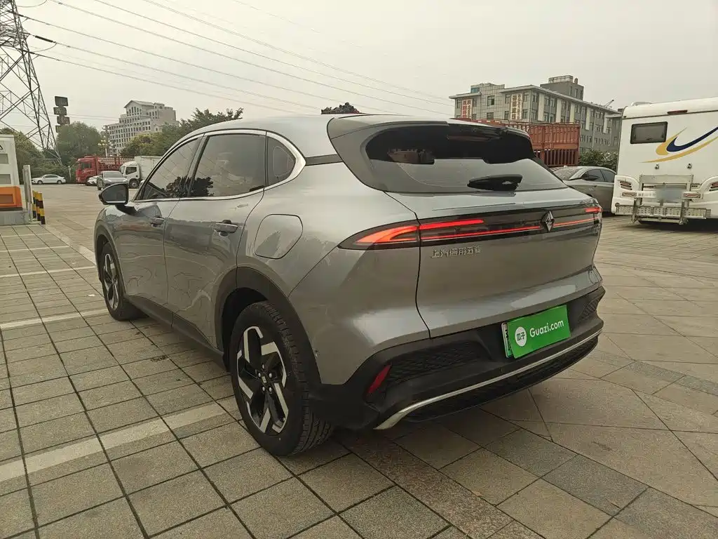Baojun Yunhai — миниатюра 5