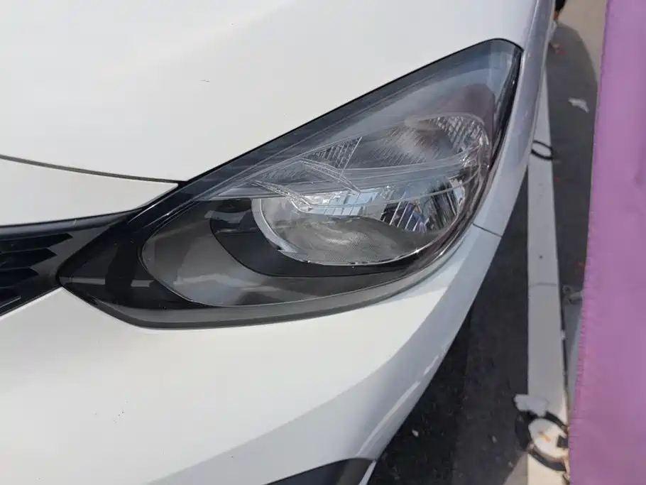 Honda Fit — миниатюра 5