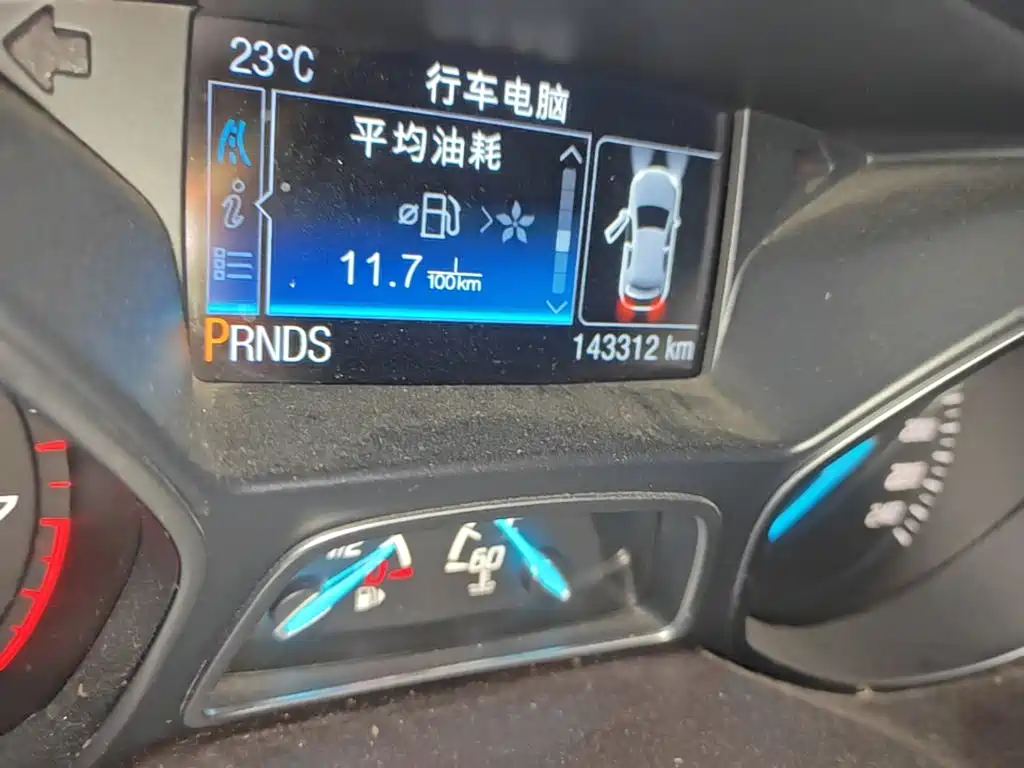 Ford Kuga — миниатюра 17