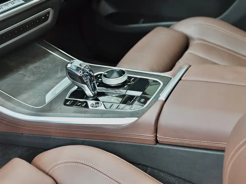BMW X5 (Import) — миниатюра 15