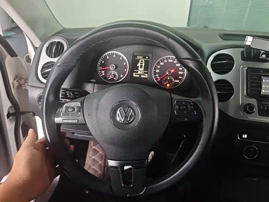 Volkswagen Tiguan — миниатюра 15