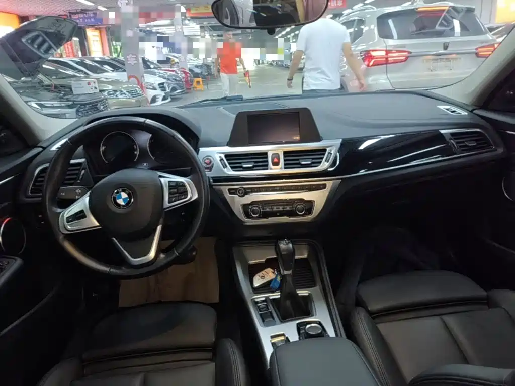 BMW 1 Series — миниатюра 10