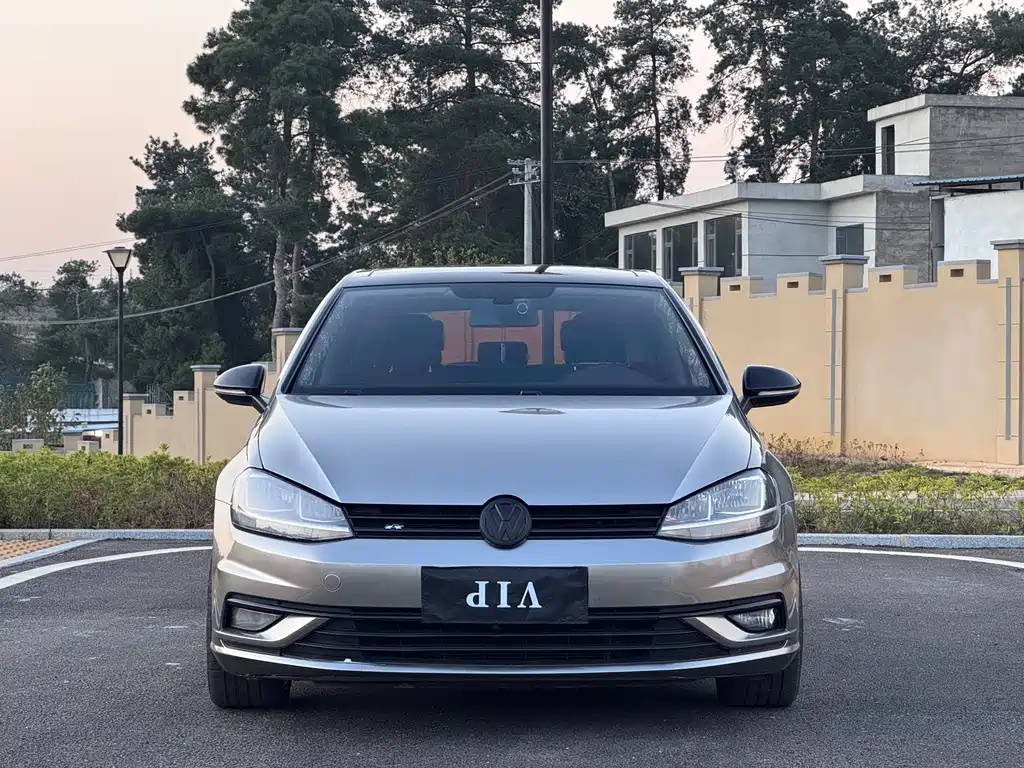 Volkswagen Golf — миниатюра 2