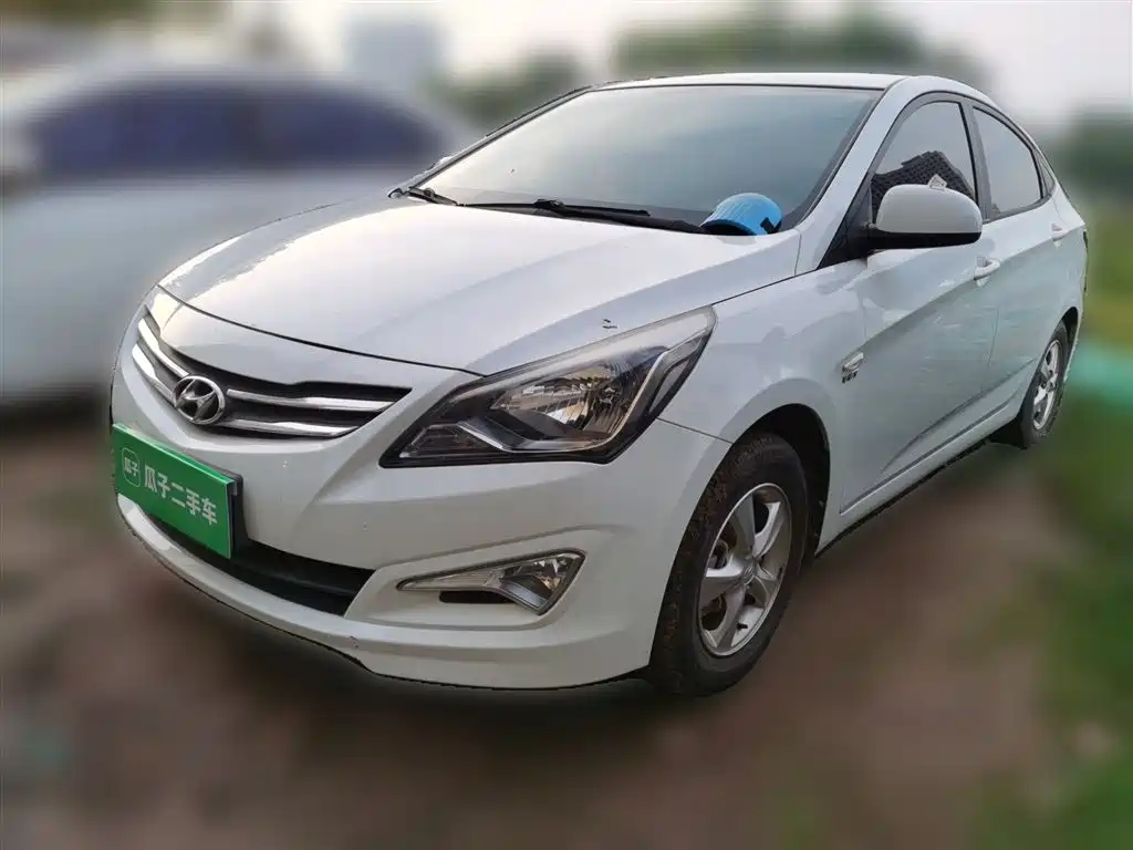 Купить Hyundai Verna