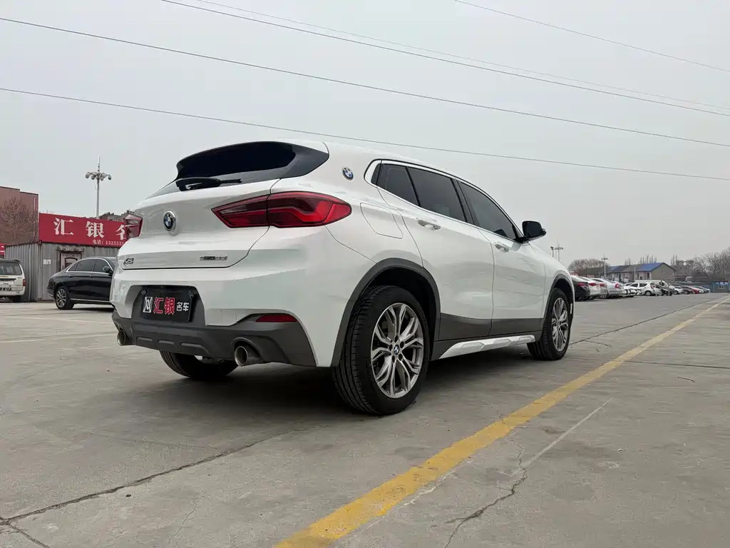 BMW X2