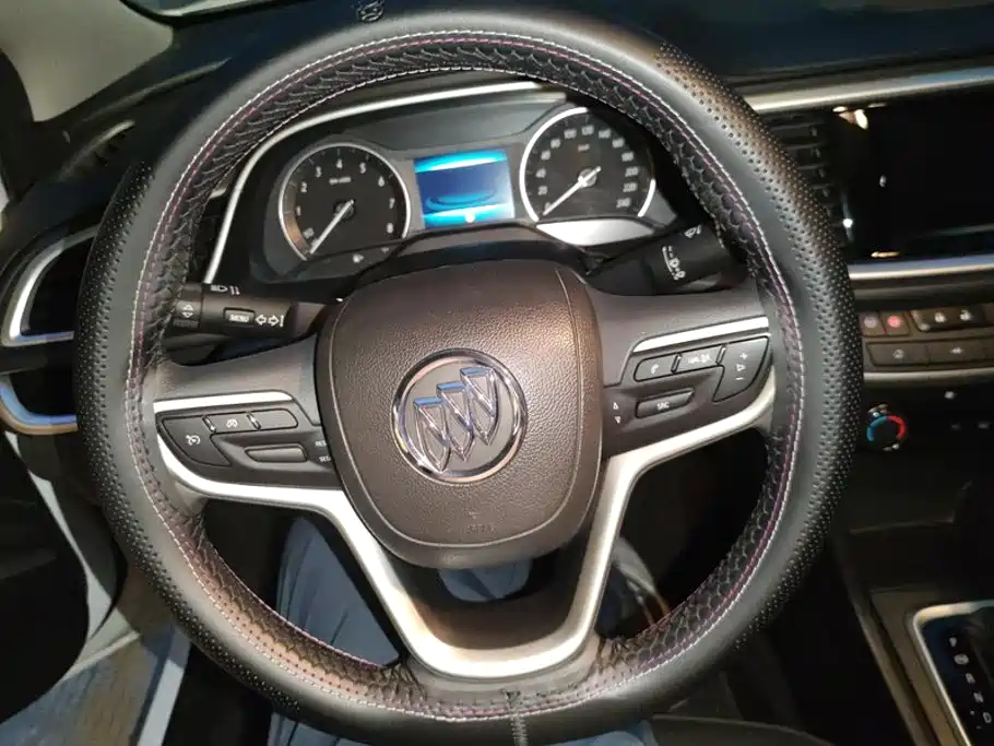 Buick Excelle — миниатюра 15