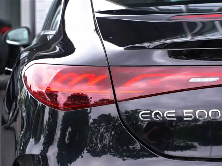 Mercedes-Benz EQE 2025 500 4MATIC