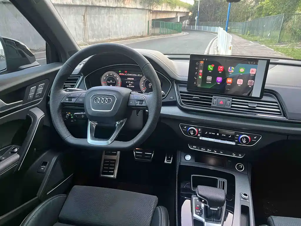Audi Q5L Sportback — миниатюра 11