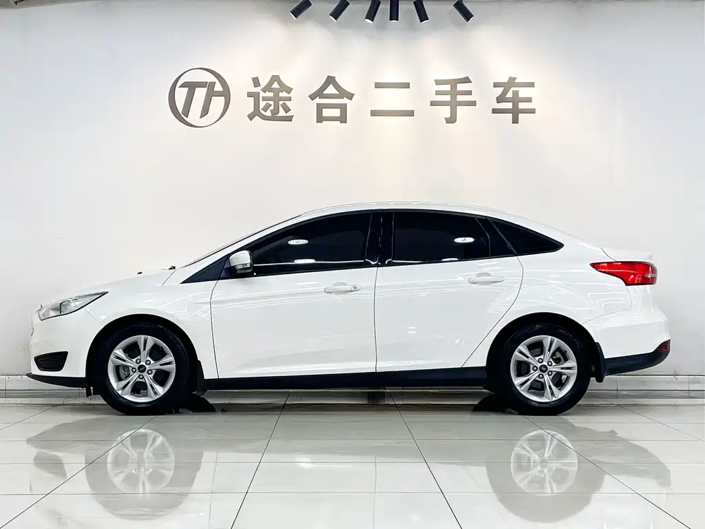 Ford Focus — миниатюра 3