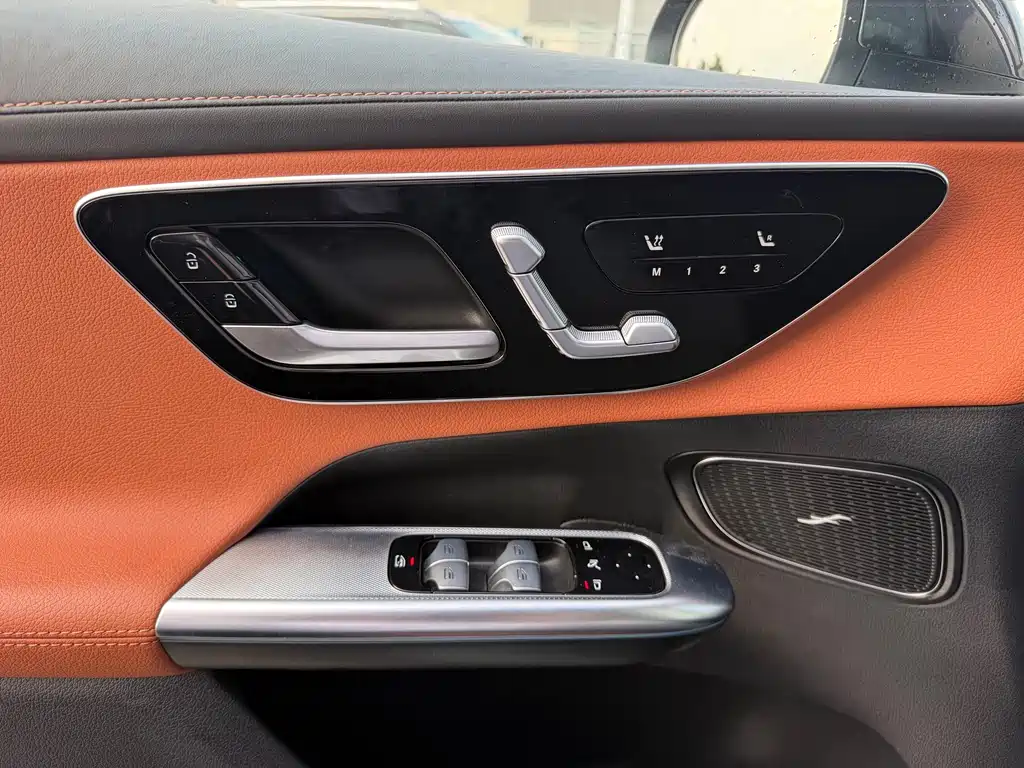 Mercedes-Benz GLC — миниатюра 20