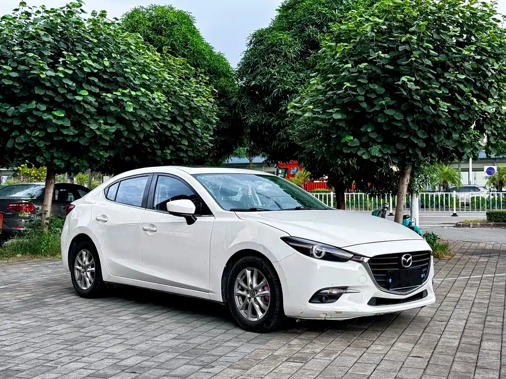 MAZDA  3 ANGKESAILA