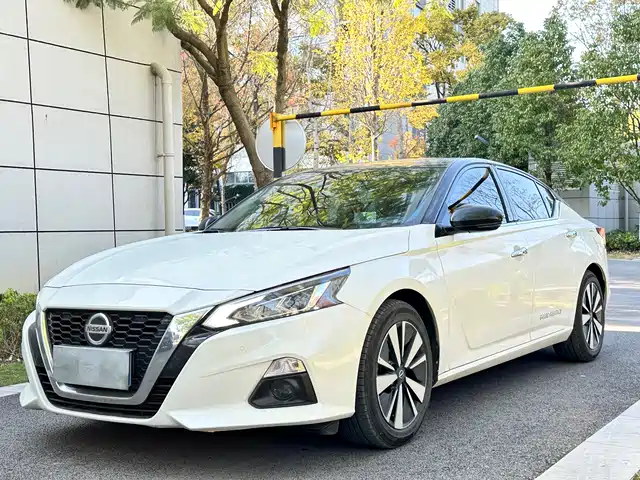NISSAN TEANA 2021