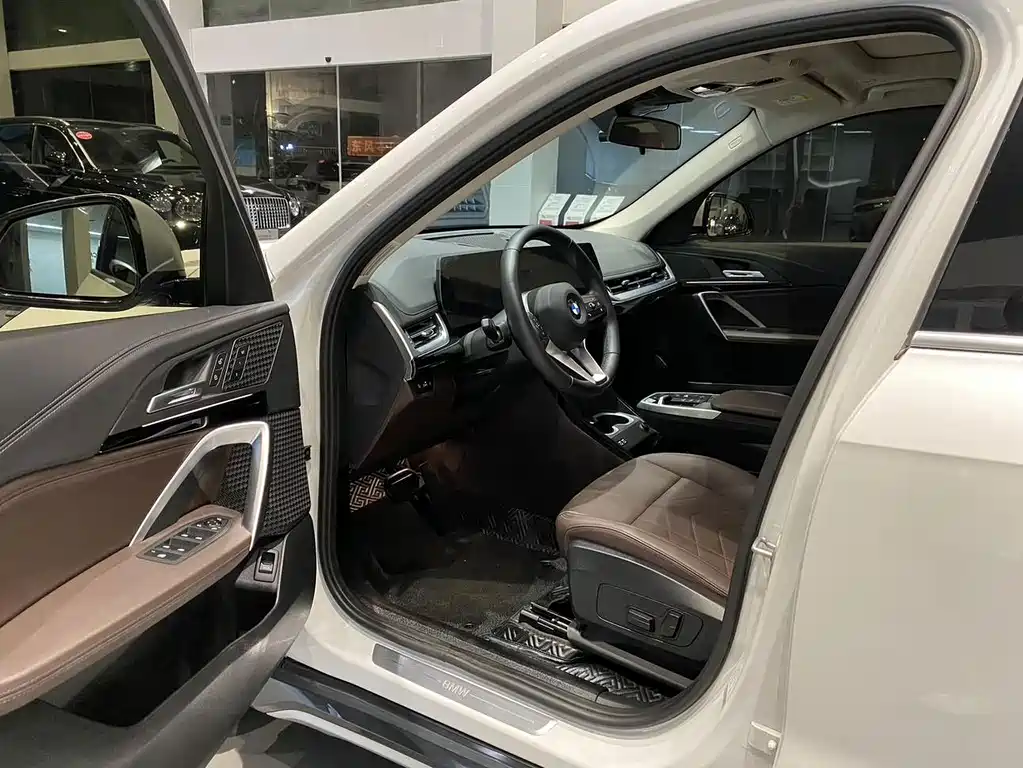 BMW X1 — миниатюра 7