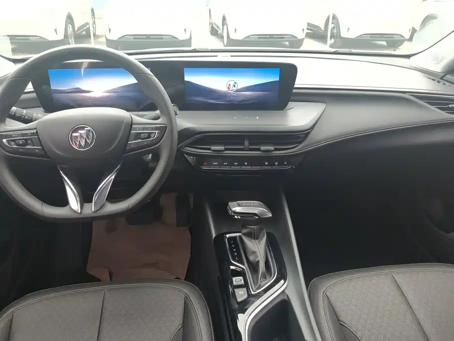 Buick Verano — миниатюра 12