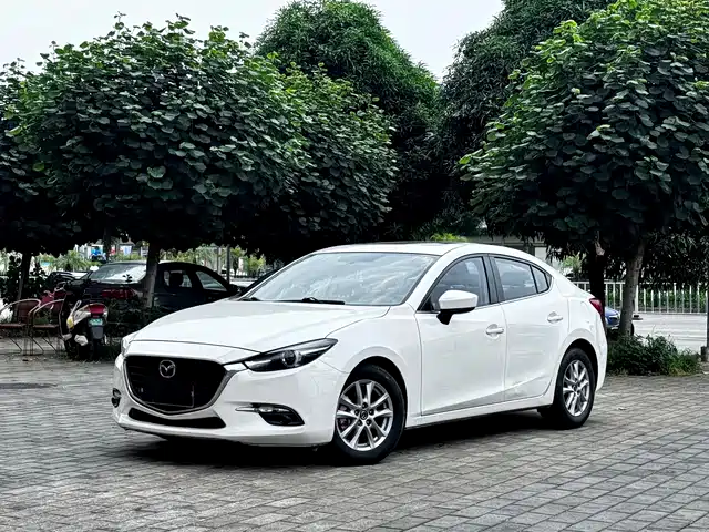 MAZDA  3 ANGKESAILA 2017