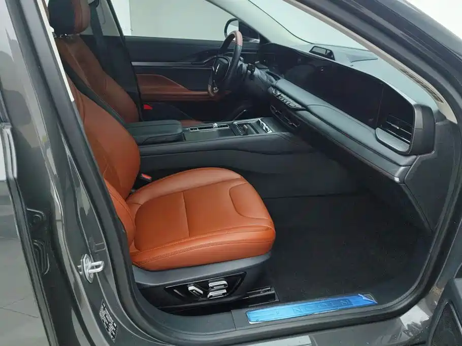 Lincoln Z — миниатюра 8