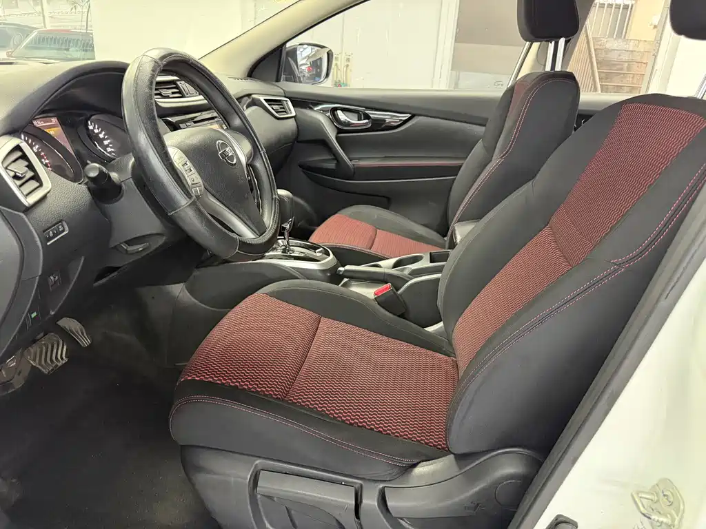 Nissan Qashqai — миниатюра 5