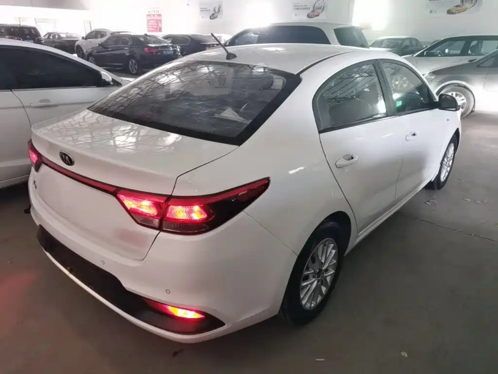 Kia K2 — миниатюра 7