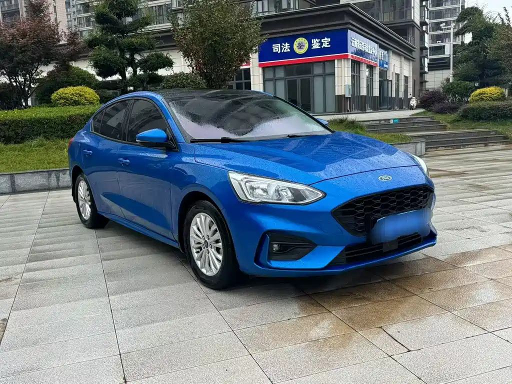 FORD FOX