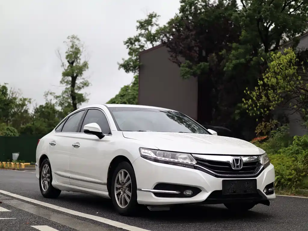 Honda Spirior — миниатюра 3