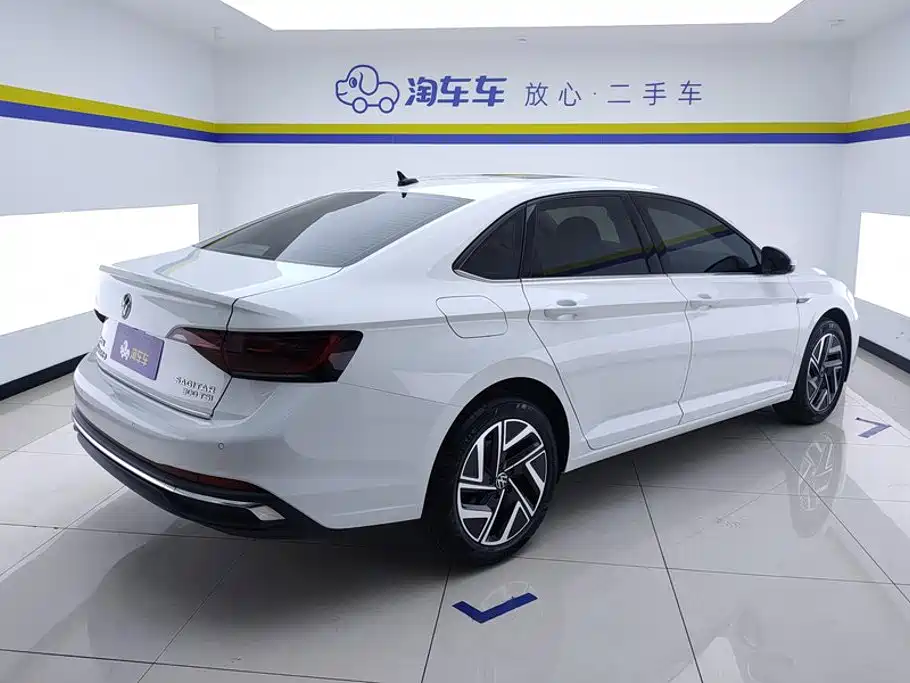Volkswagen Sagitar — миниатюра 3