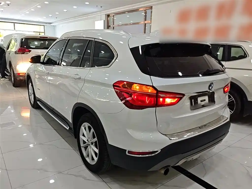 BMW X1 2016 sDrive18Li Fashion