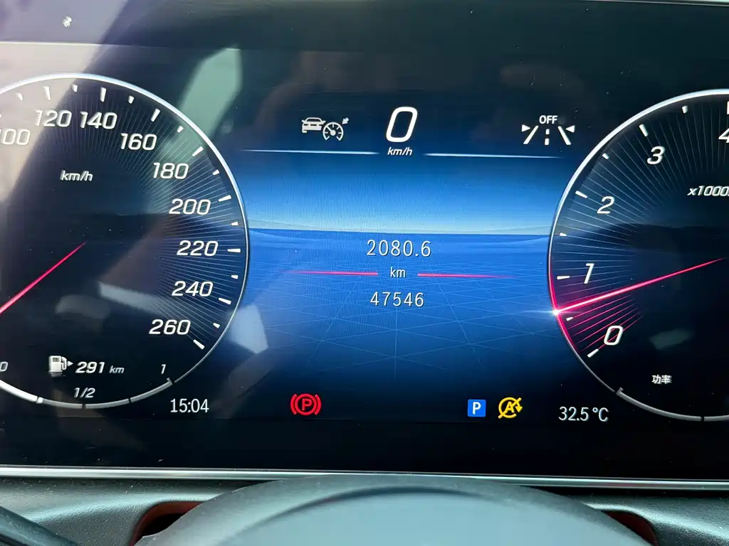 Mercedes-Benz C-Class — миниатюра 11