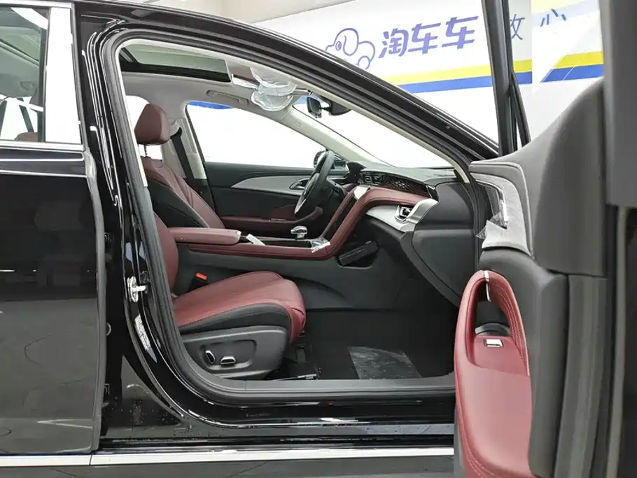 Hongqi Hongqi H5 PHEV — миниатюра 8