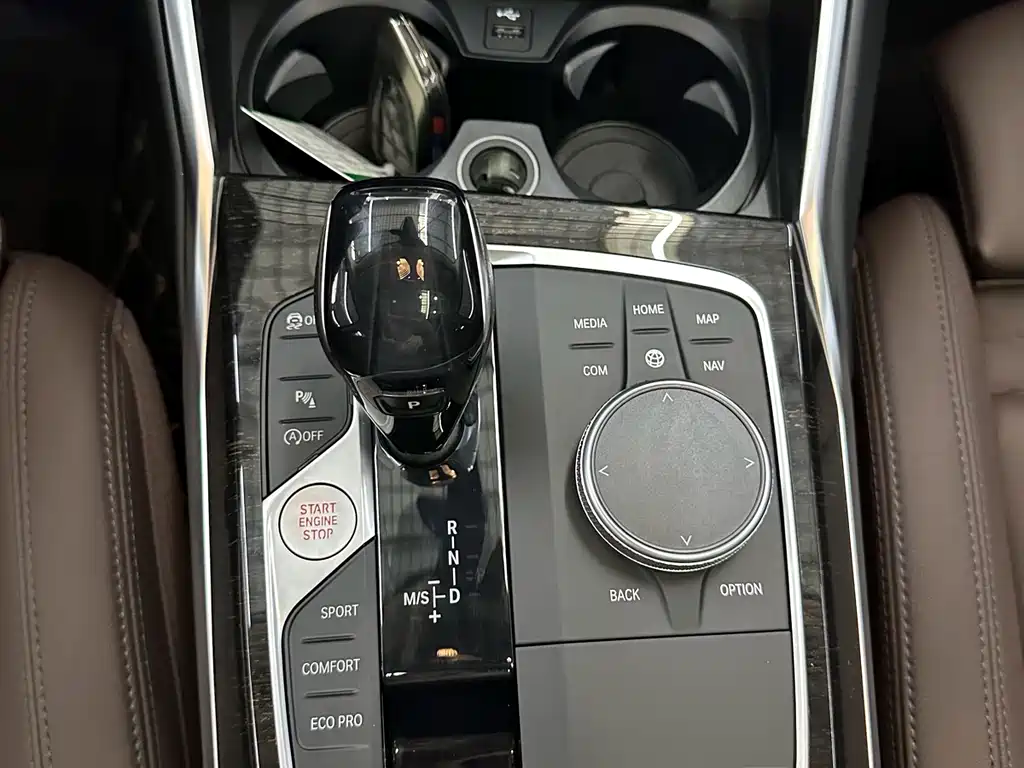 BMW 3 Series — миниатюра 15