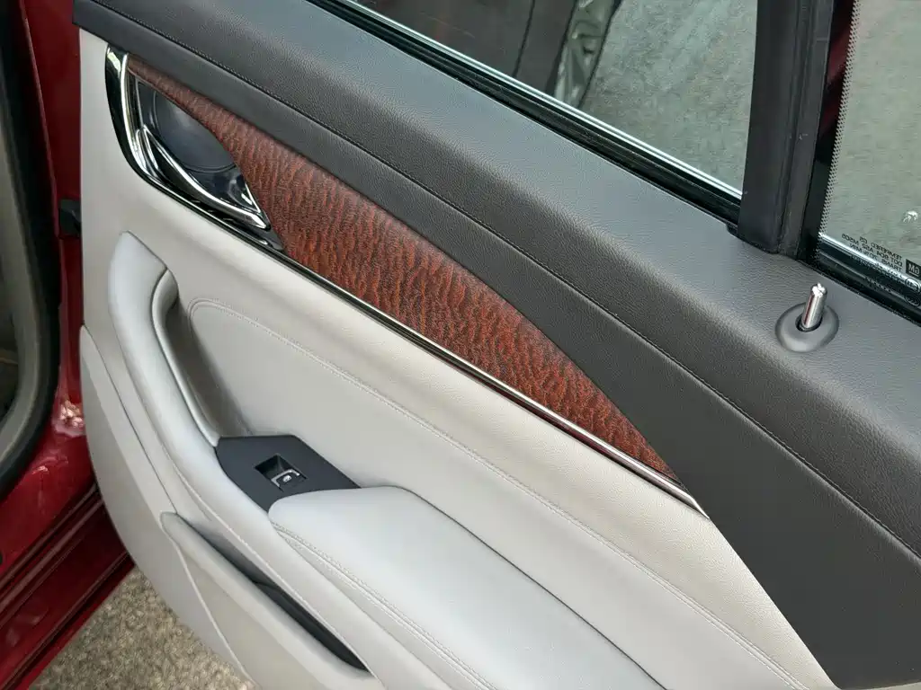 Cadillac CTS — миниатюра 17