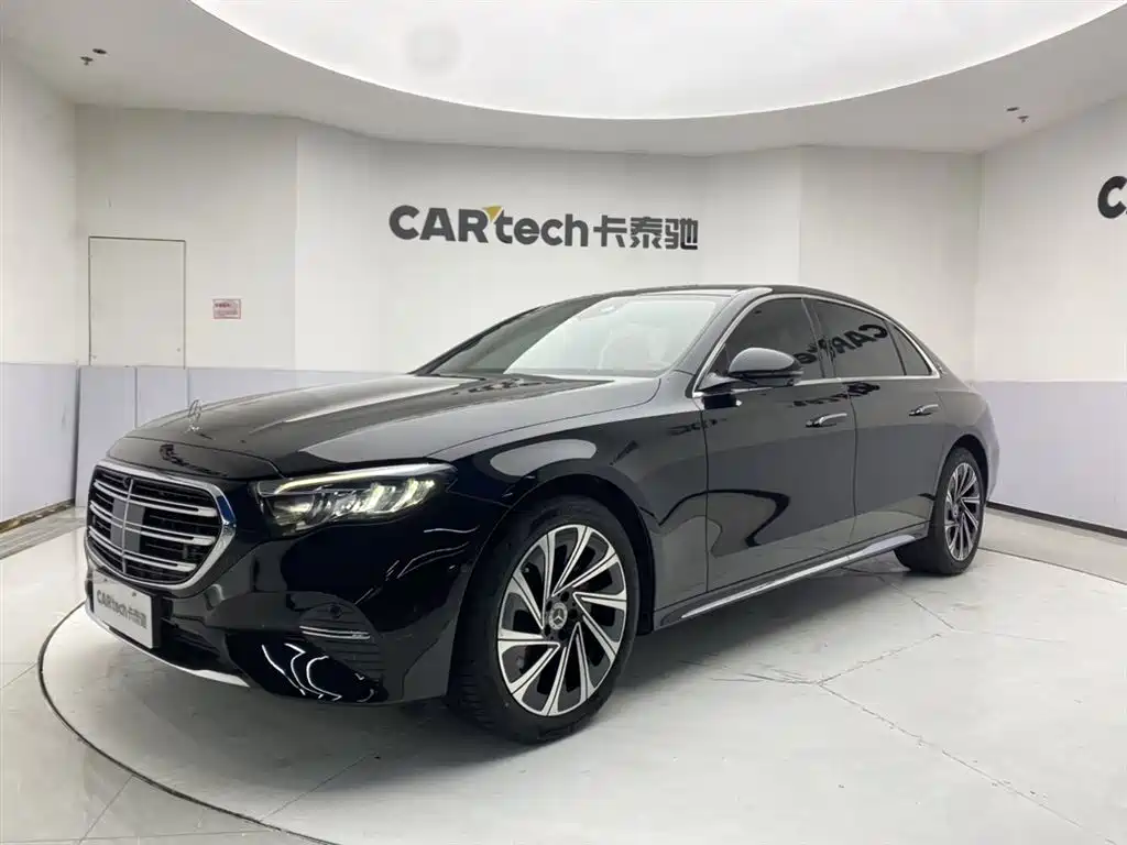 Mercedes-Benz E-Class 2024