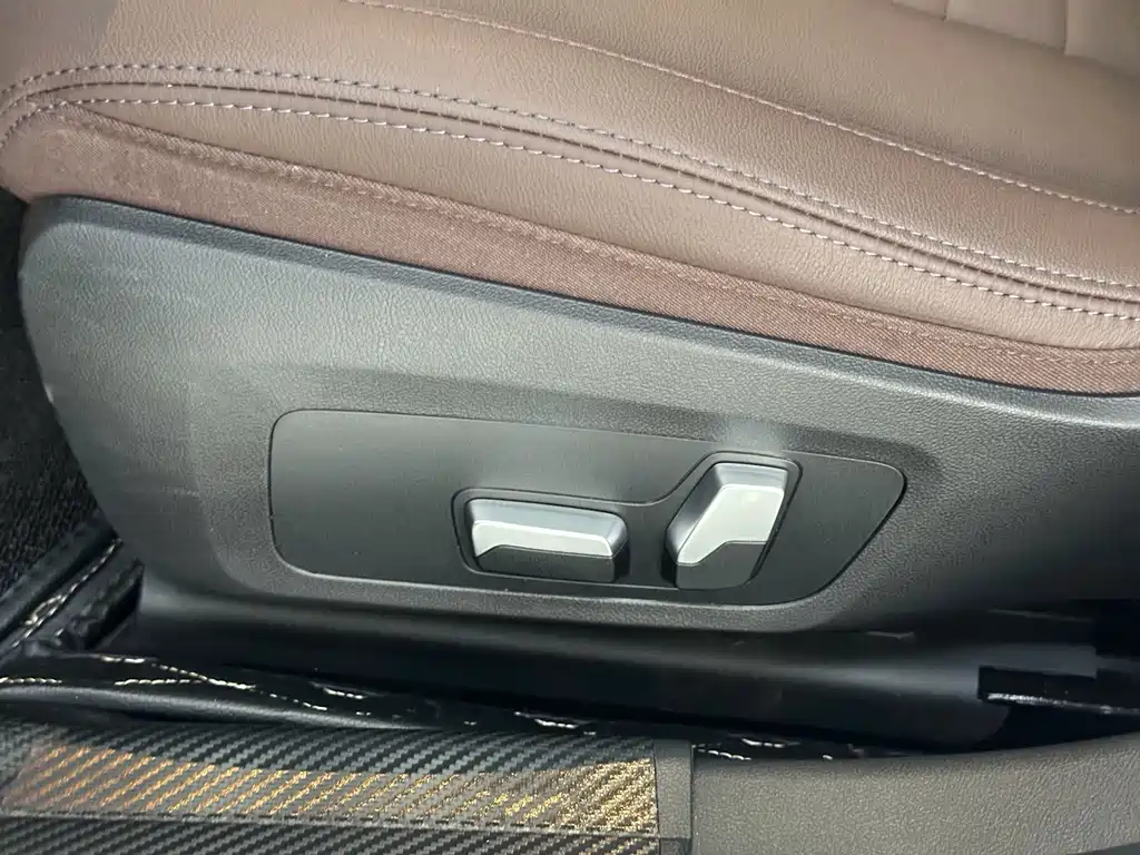 BMW 3 Series — миниатюра 23