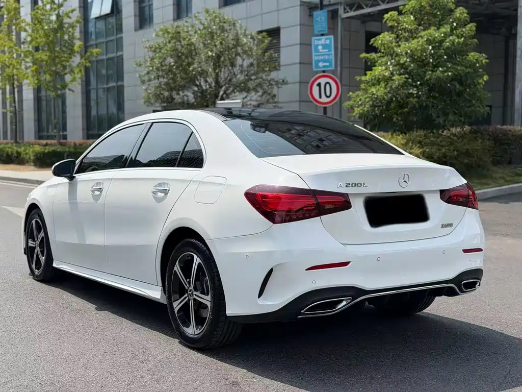 Mercedes-Benz A-Class — миниатюра 14